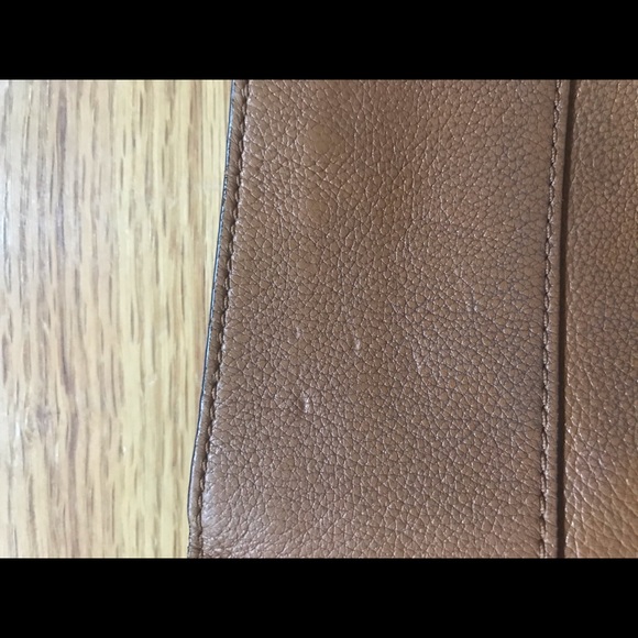Michael Kors crossbody - Picture 4 of 6